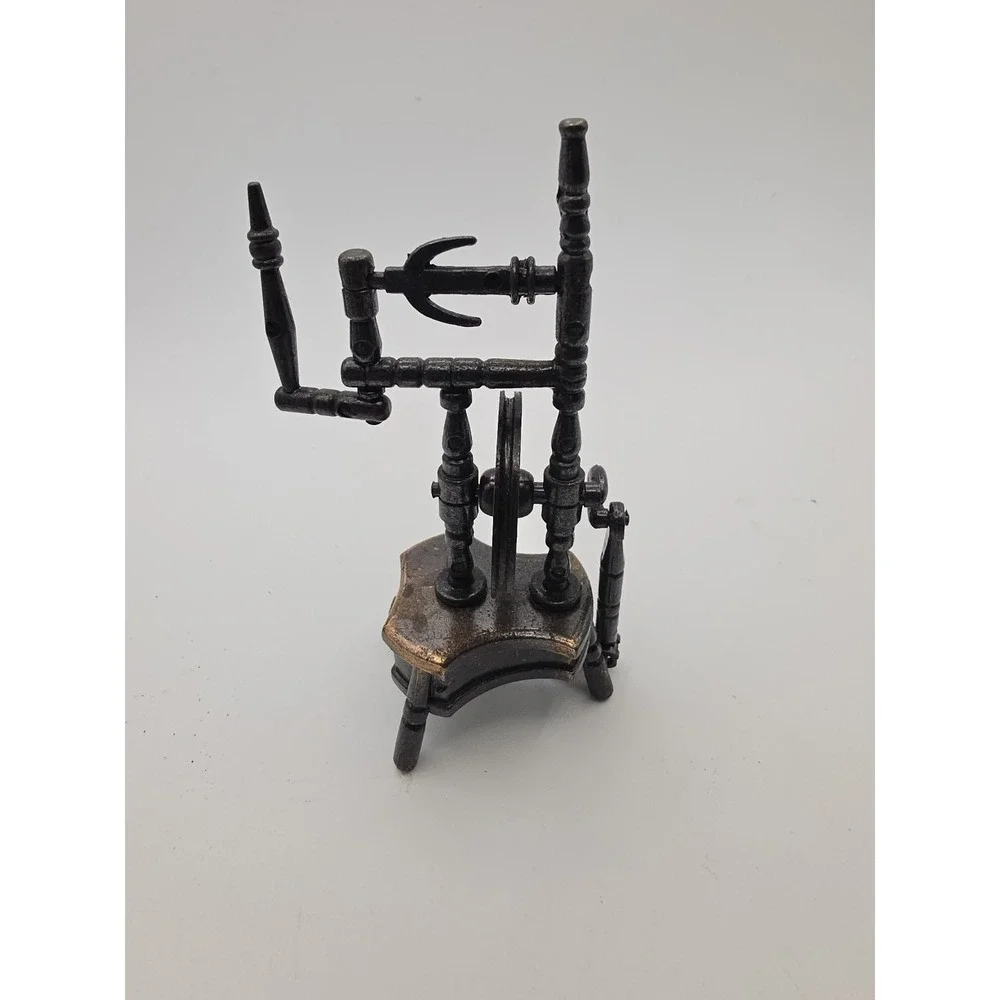 Spinning Wheel Die‎ Cast Metal Collectible Pencil Sharpener